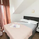 Pansion Cirjak Maison d'hôtes 3*