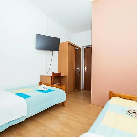 Pansion Cirjak 스베티필립아이자코브