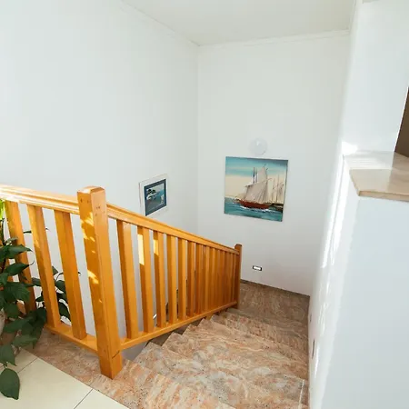Konukevi Pansion Cirjak 3*