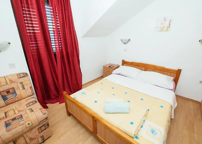 Pansion Cirjak Sveti Filip i Jakov