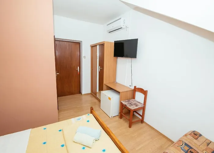 Pansion Cirjak Gostinjska kuća