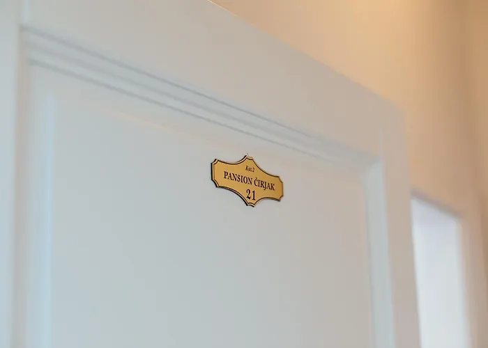 Pansion Cirjak 3* Sveti Filip i Jakov