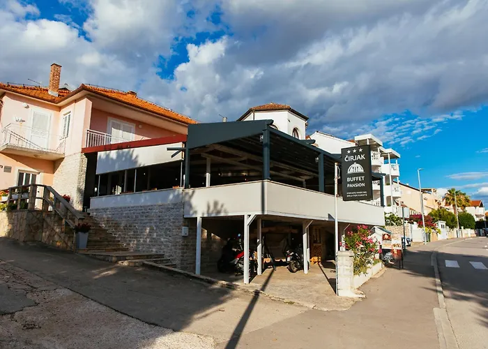 Pansion Cirjak Gostinjska kuća 3*