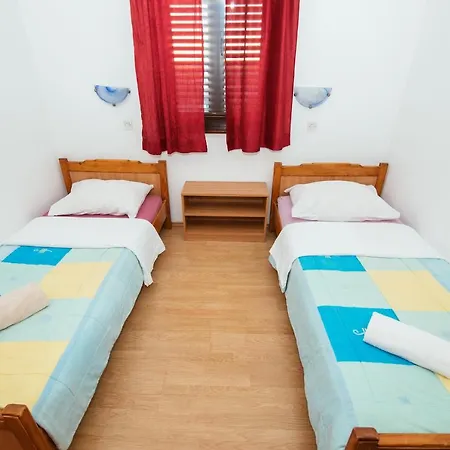 Guest house Pansion Cirjak *