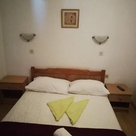 Pansion Cirjak Guest house *